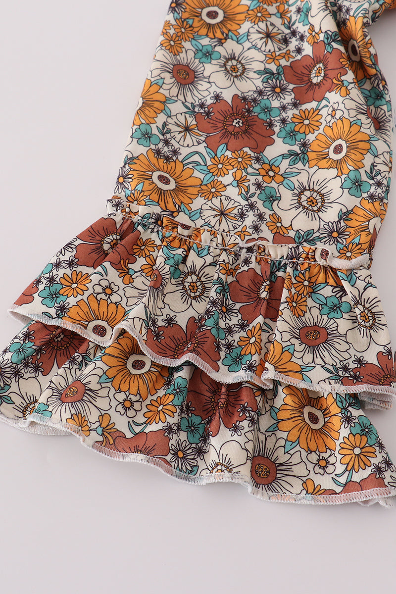 Green cow applique floral print ruffle pants set