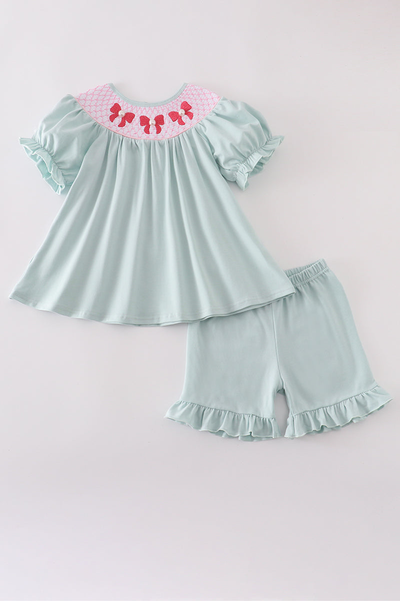 Blue bow pearl smocked ruffle shorts set