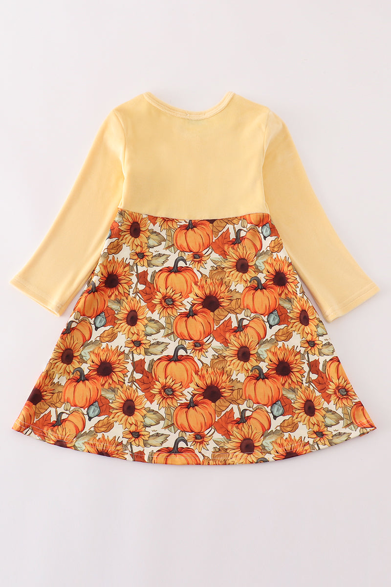 Beige velvet pumpkin dress