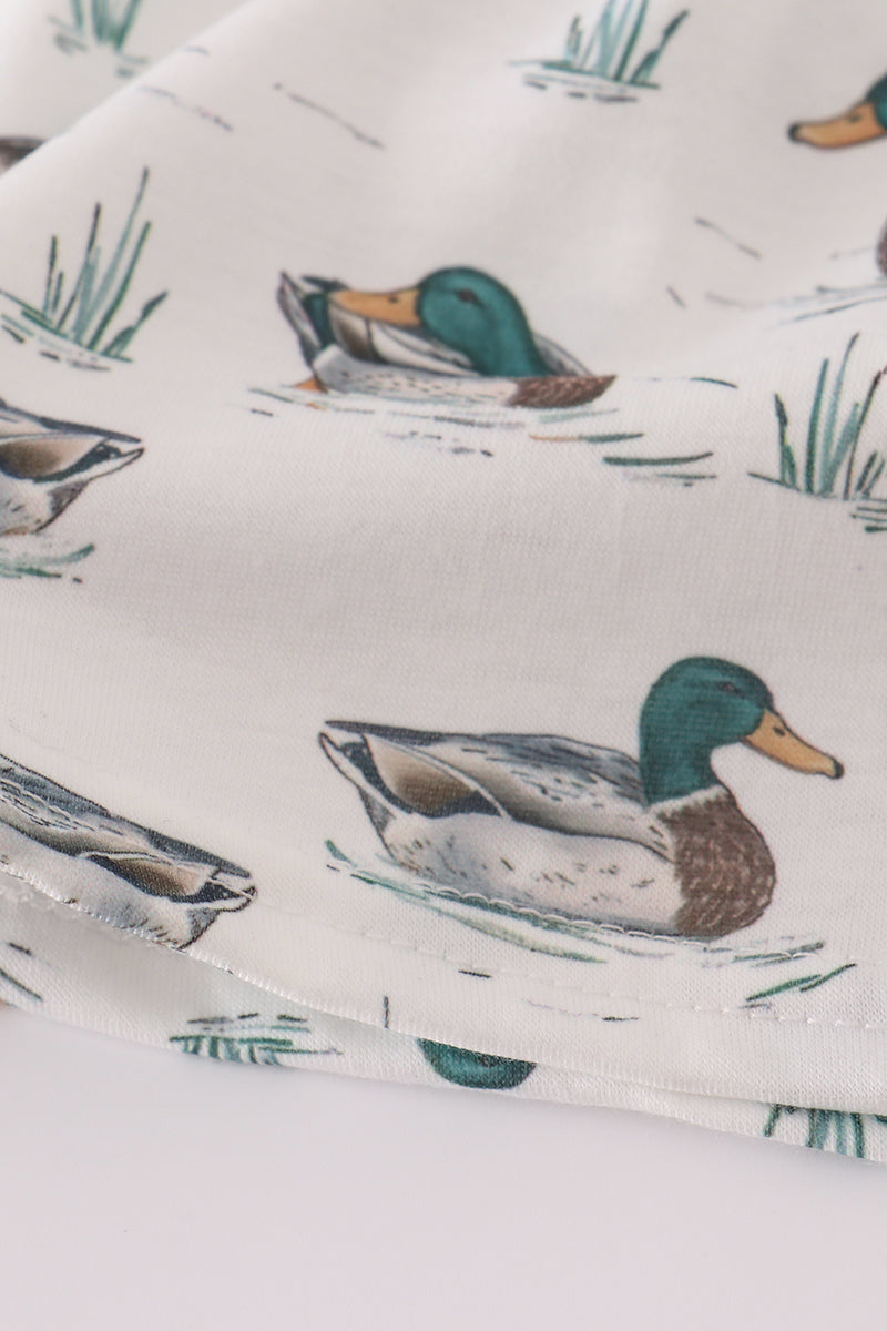 Green duck print rufle dress