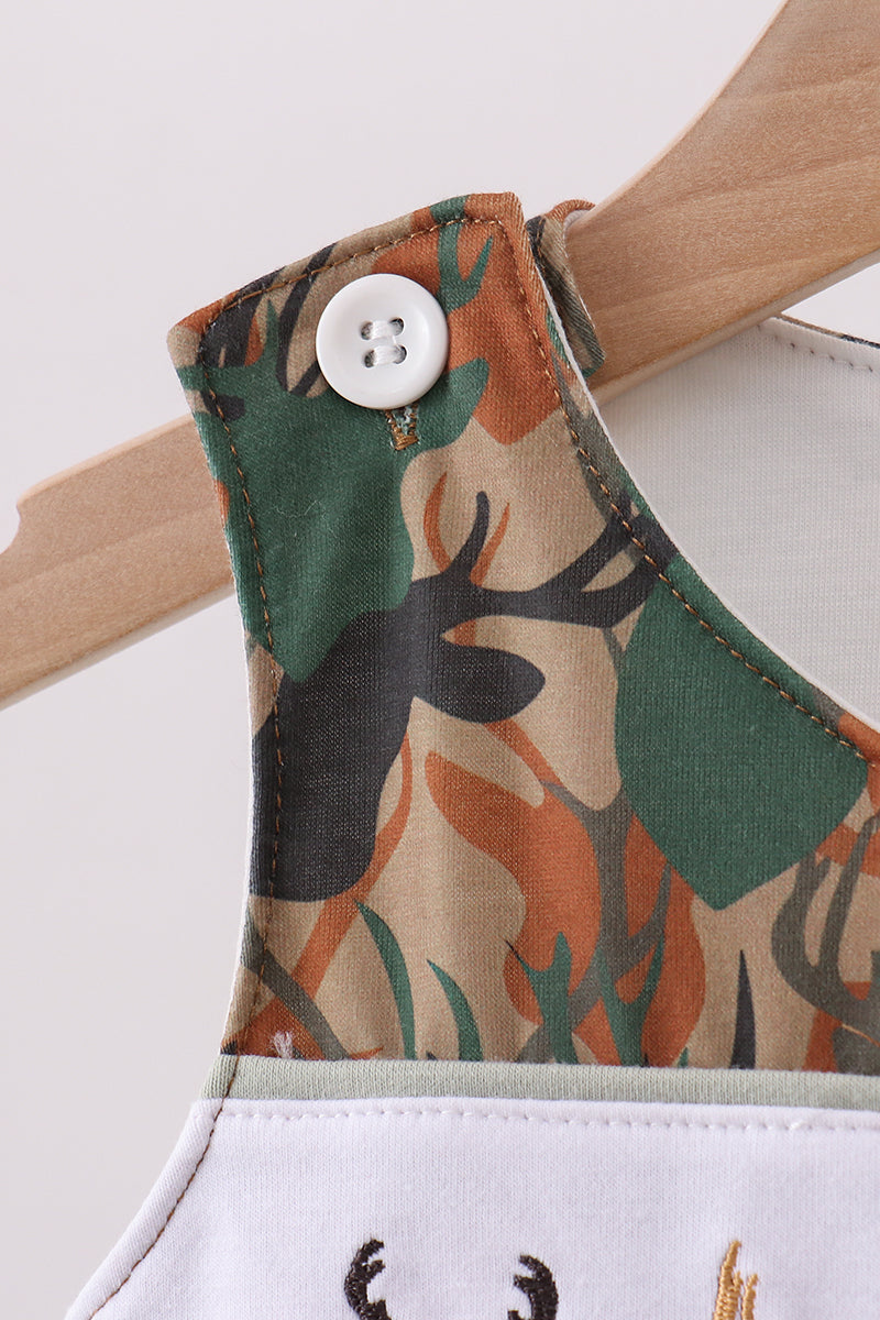 Camouflage deer antler embroidery bubble
